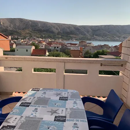 Διαμέρισμα Mira Pag Town