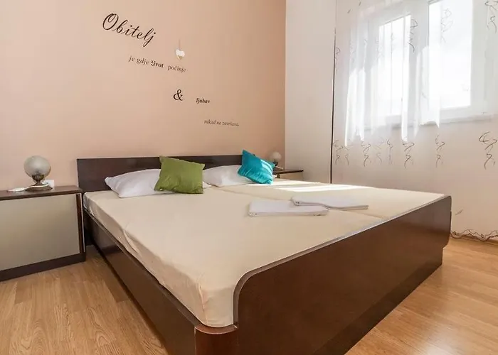 Mira