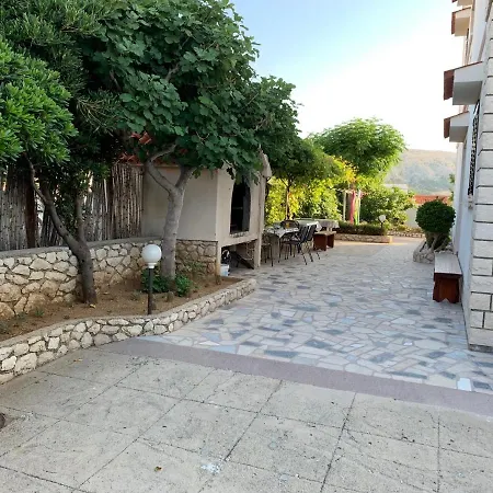 Mira Apartment